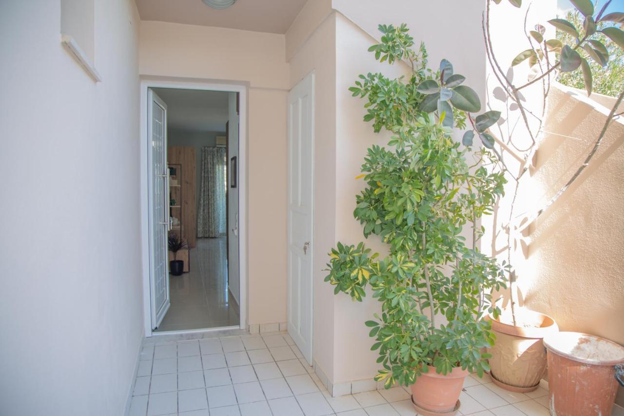 Studio Athena With Panoramic View Of Makrygialos Pilalimata Bagian luar foto