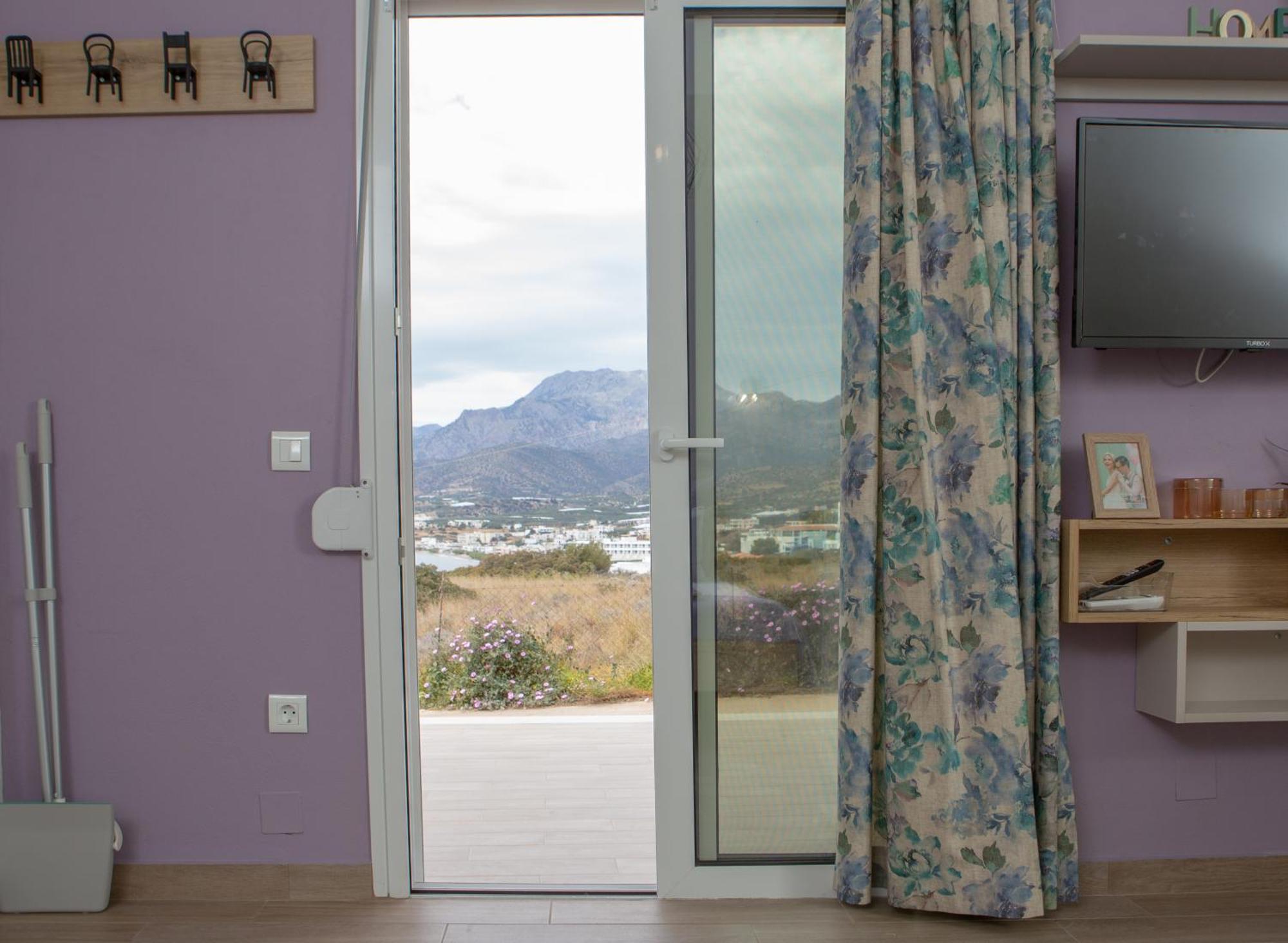 Studio Athena With Panoramic View Of Makrygialos Pilalimata Bagian luar foto